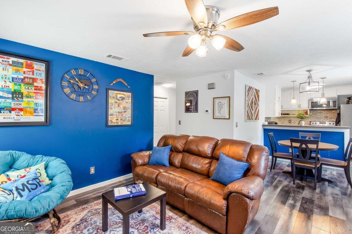 1382 Old Coach Road Marietta - 6