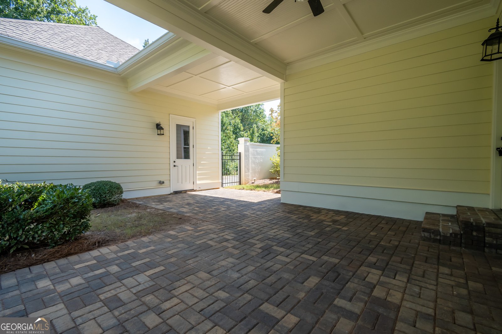 2990 Greenleffe Drive Statham - 41