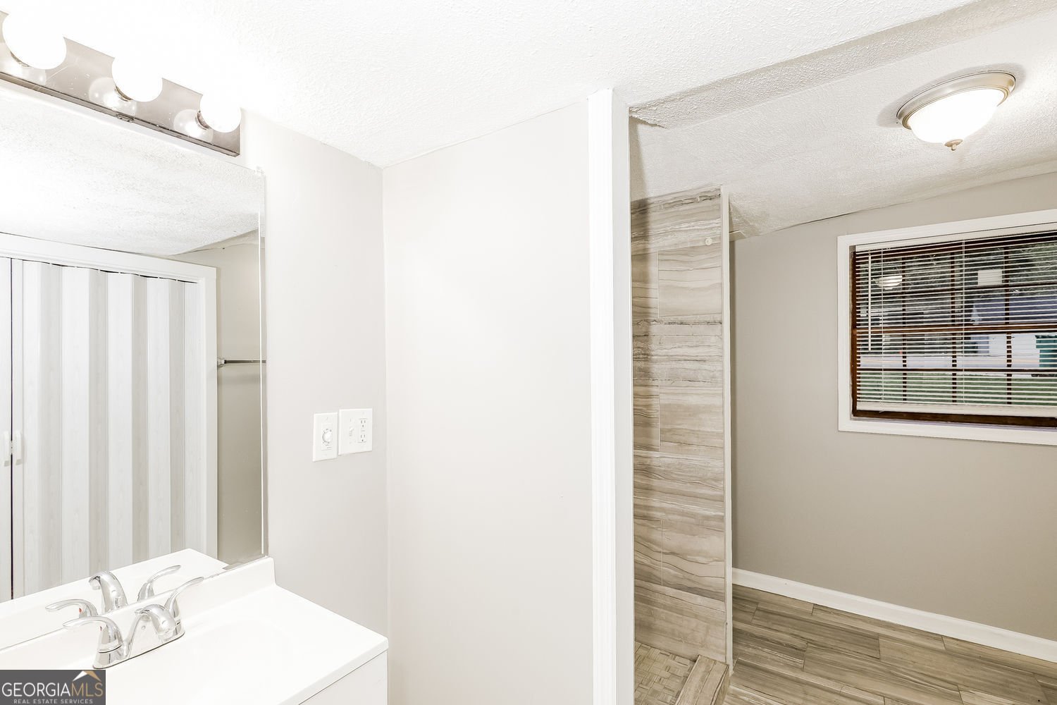 2820 Rex Road Ellenwood - 21