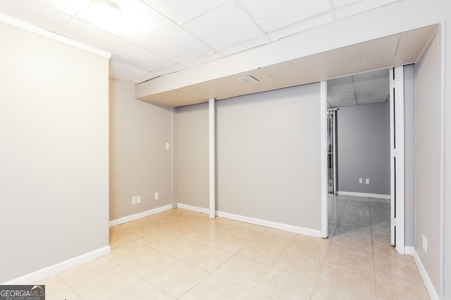 2820 Rex Road Ellenwood - 24