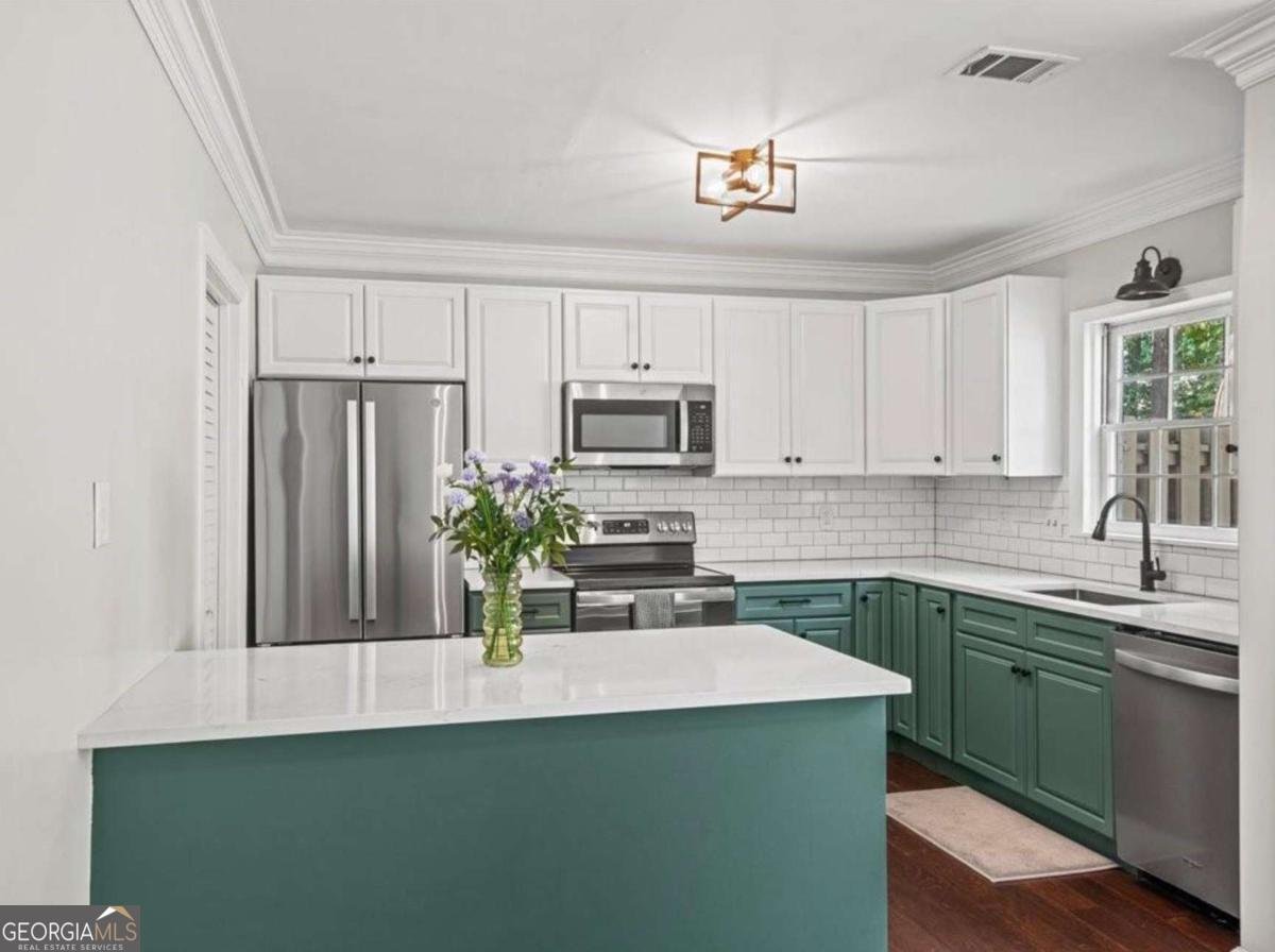 50 Mount Vernon Circle Atlanta - 1