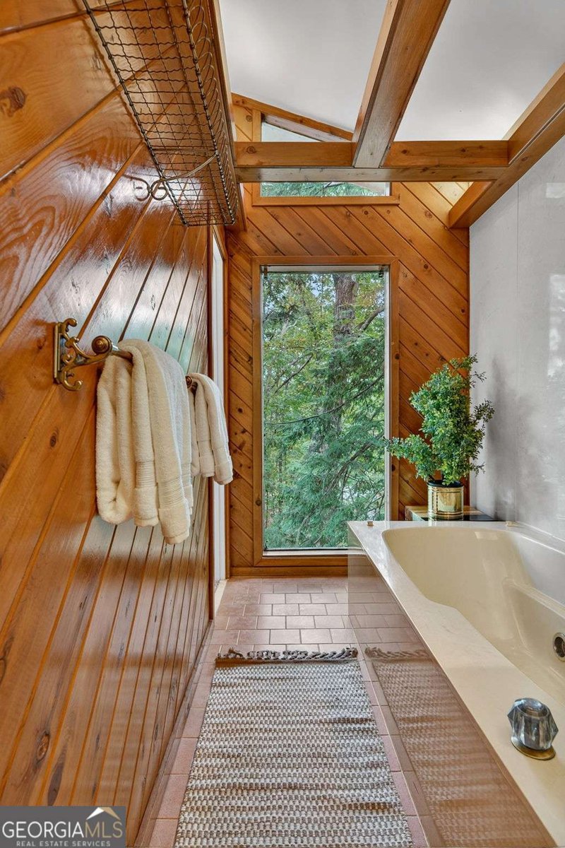7565 Ball Mill Road Atlanta - 38