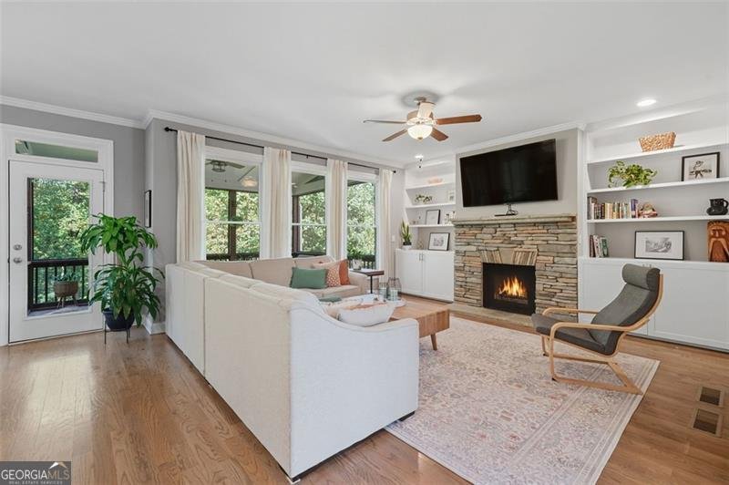 1784 GRAND OAKS Drive Woodstock - 10