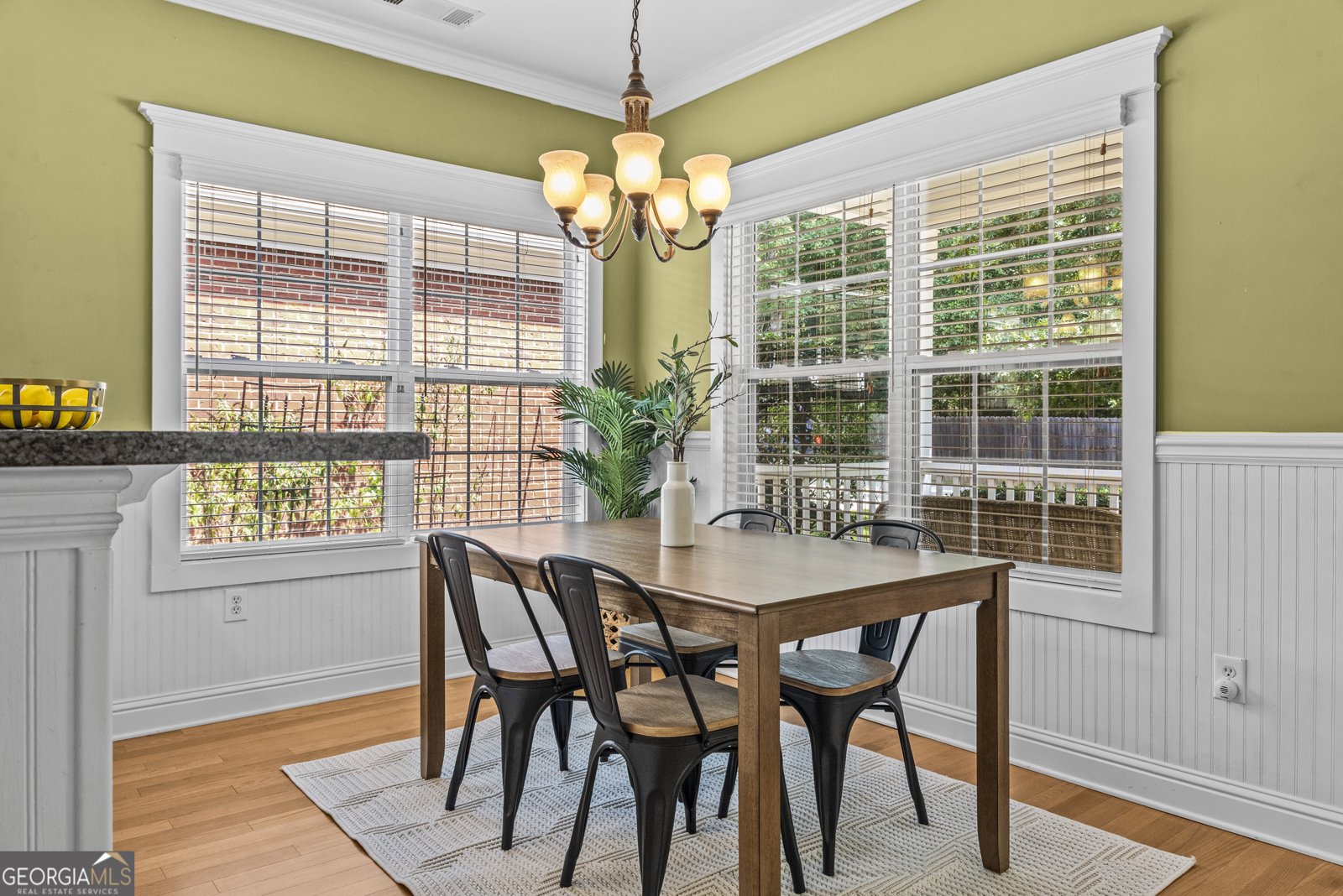 2736 Eisenhower Avenue Bogart - 1