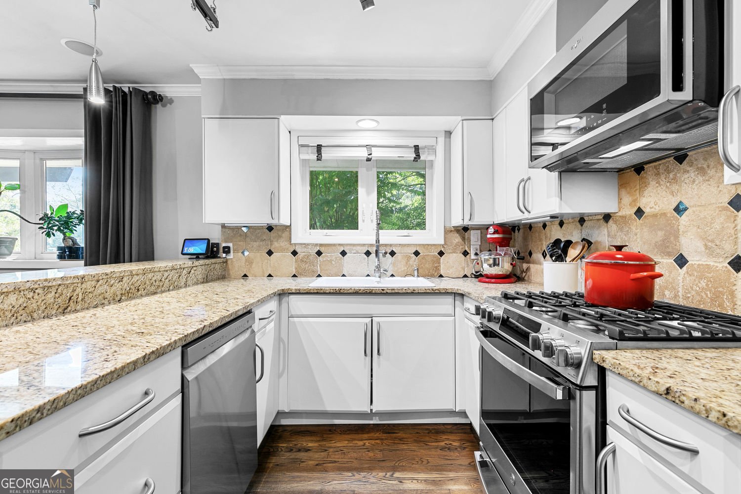 872 Armand Court Atlanta - 9