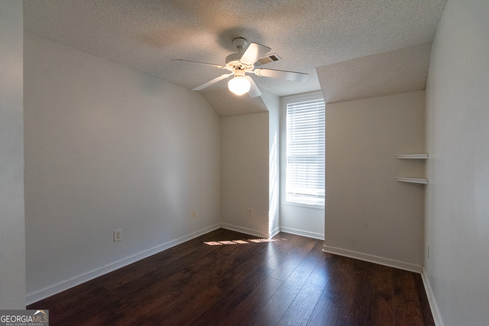 300 Old Pond Road Lagrange - 26