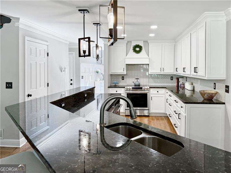691 Braidwood Terrace Acworth - 3