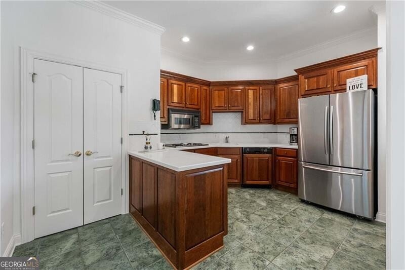 1065 Stonegate Court Roswell - 71