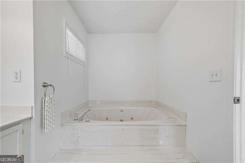2740 Country Creek Way Kennesaw - 25
