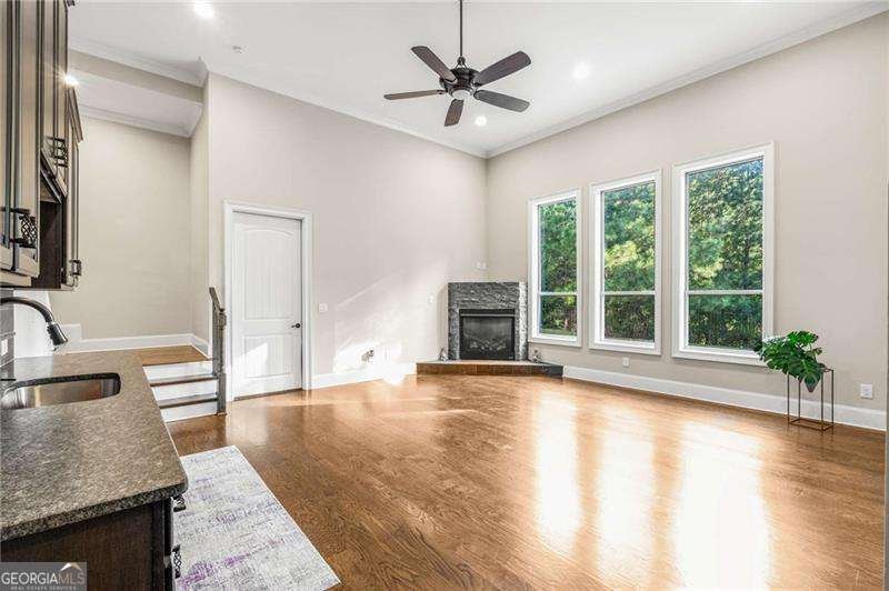 580 Grimsby Court Suwanee - 5