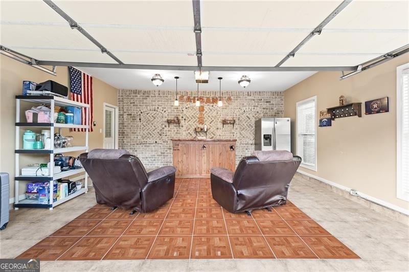 701 Larry Lane Winder - 27