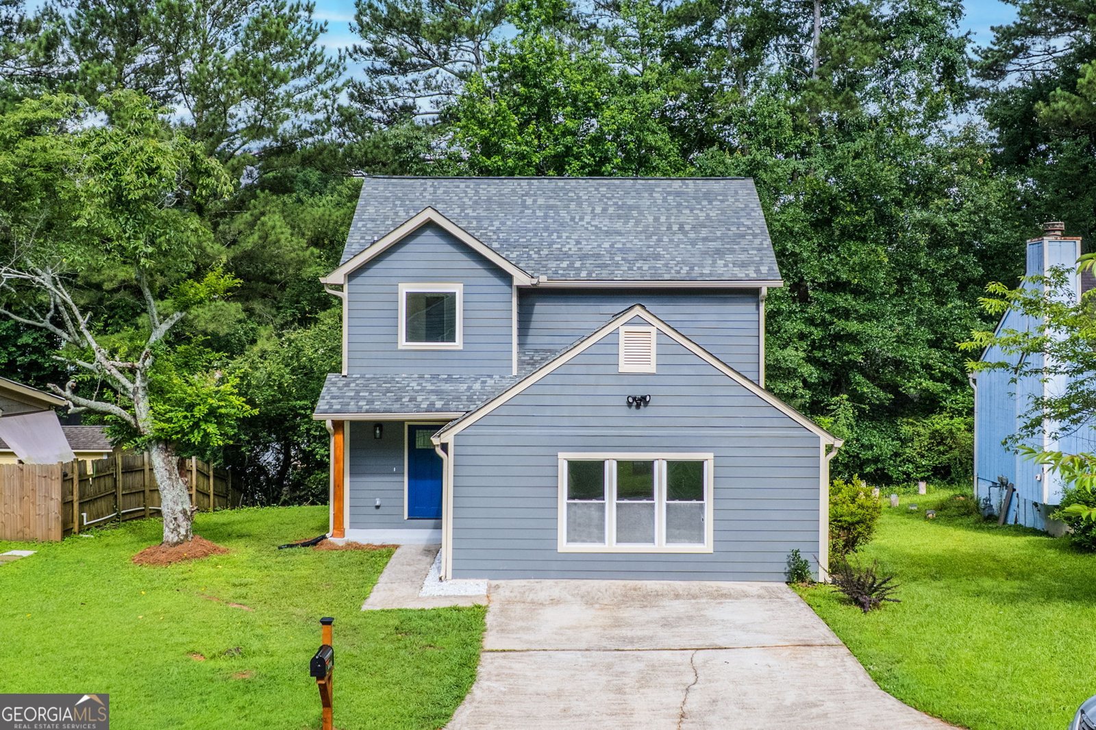 597 WOODCREST MANOR Drive Stone Mountain - 1