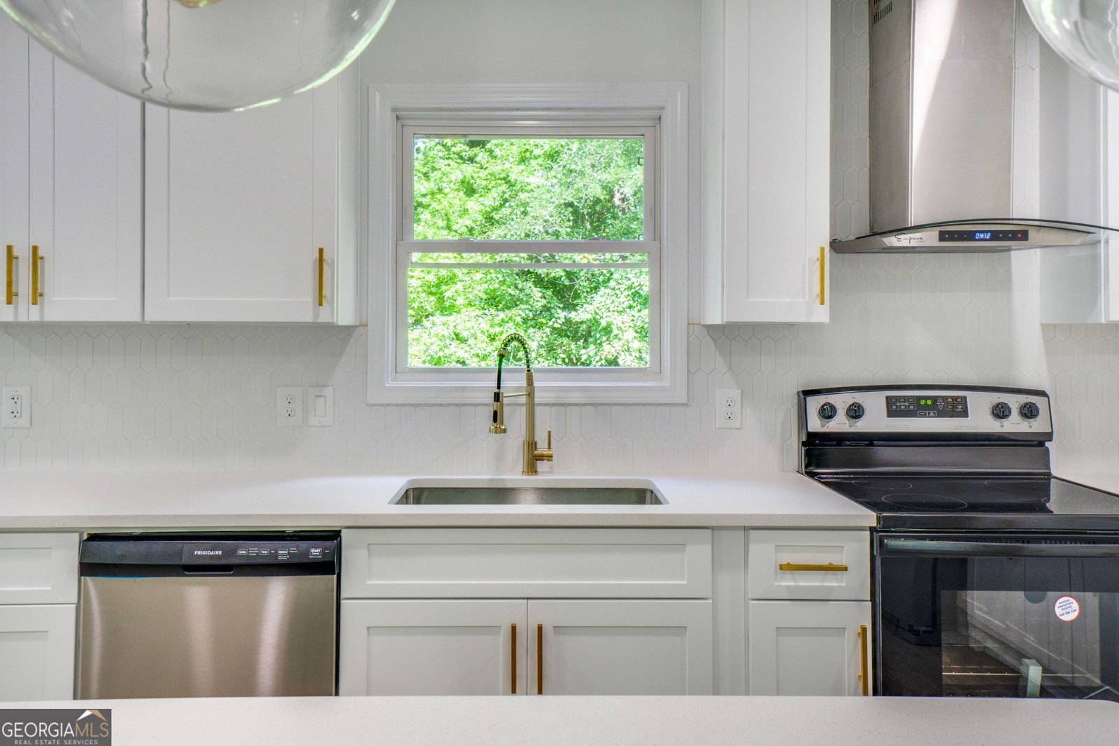 597 WOODCREST MANOR Drive Stone Mountain - 20