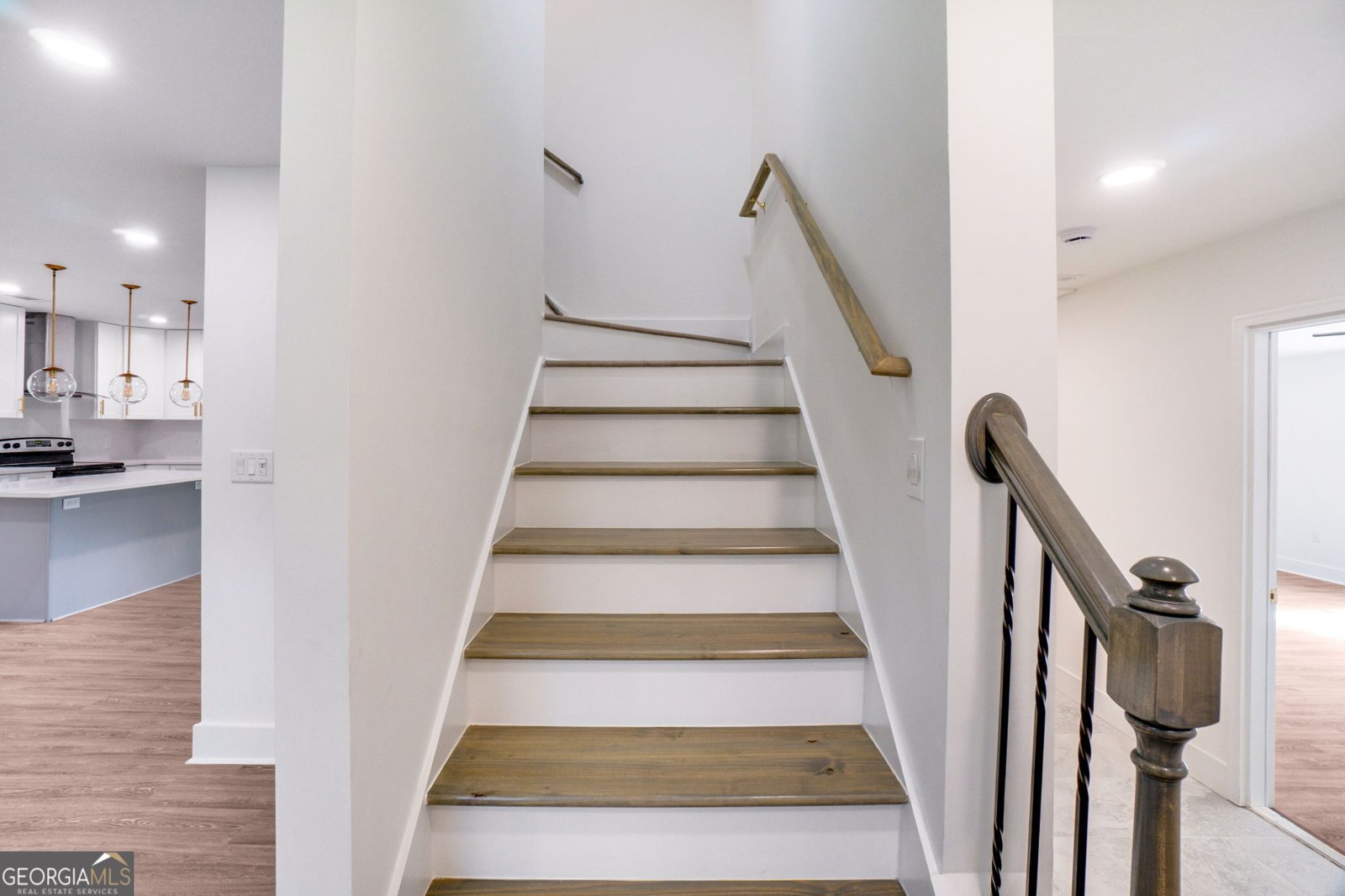 597 WOODCREST MANOR Drive Stone Mountain - 23