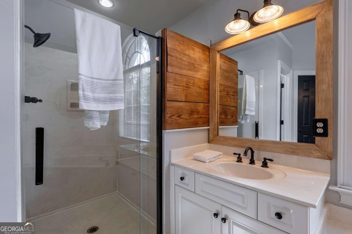 1231 Scarlet Oak Circle Athens - 45