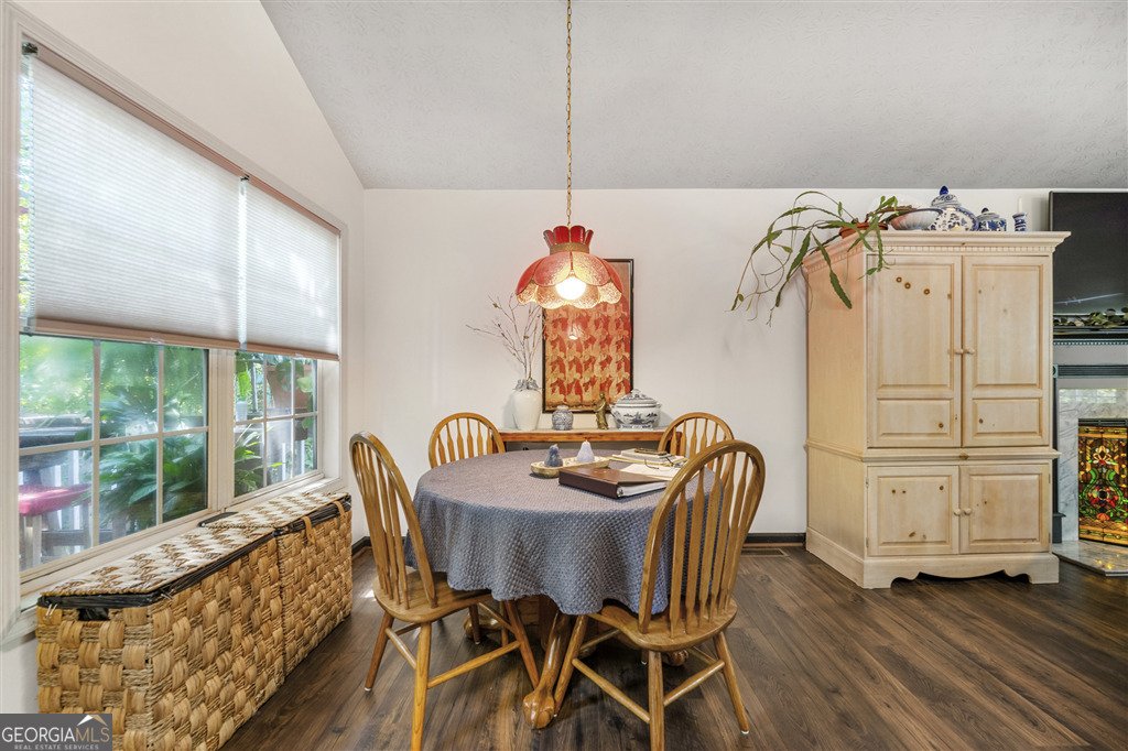 1061 Fishback Way Sugar Hill - 6