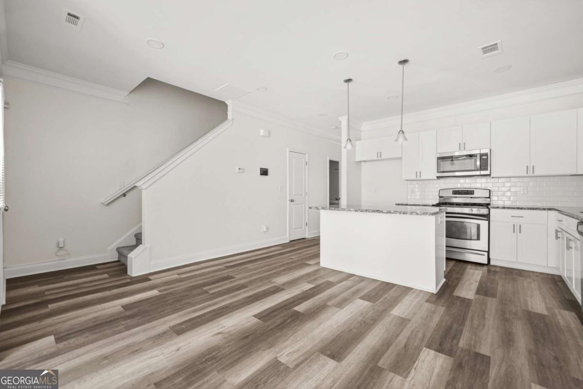 484 Village Creek Drive Atlanta - 11