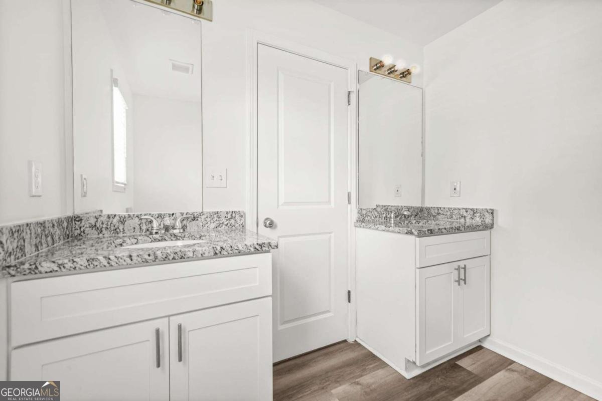 484 Village Creek Drive Atlanta - 27