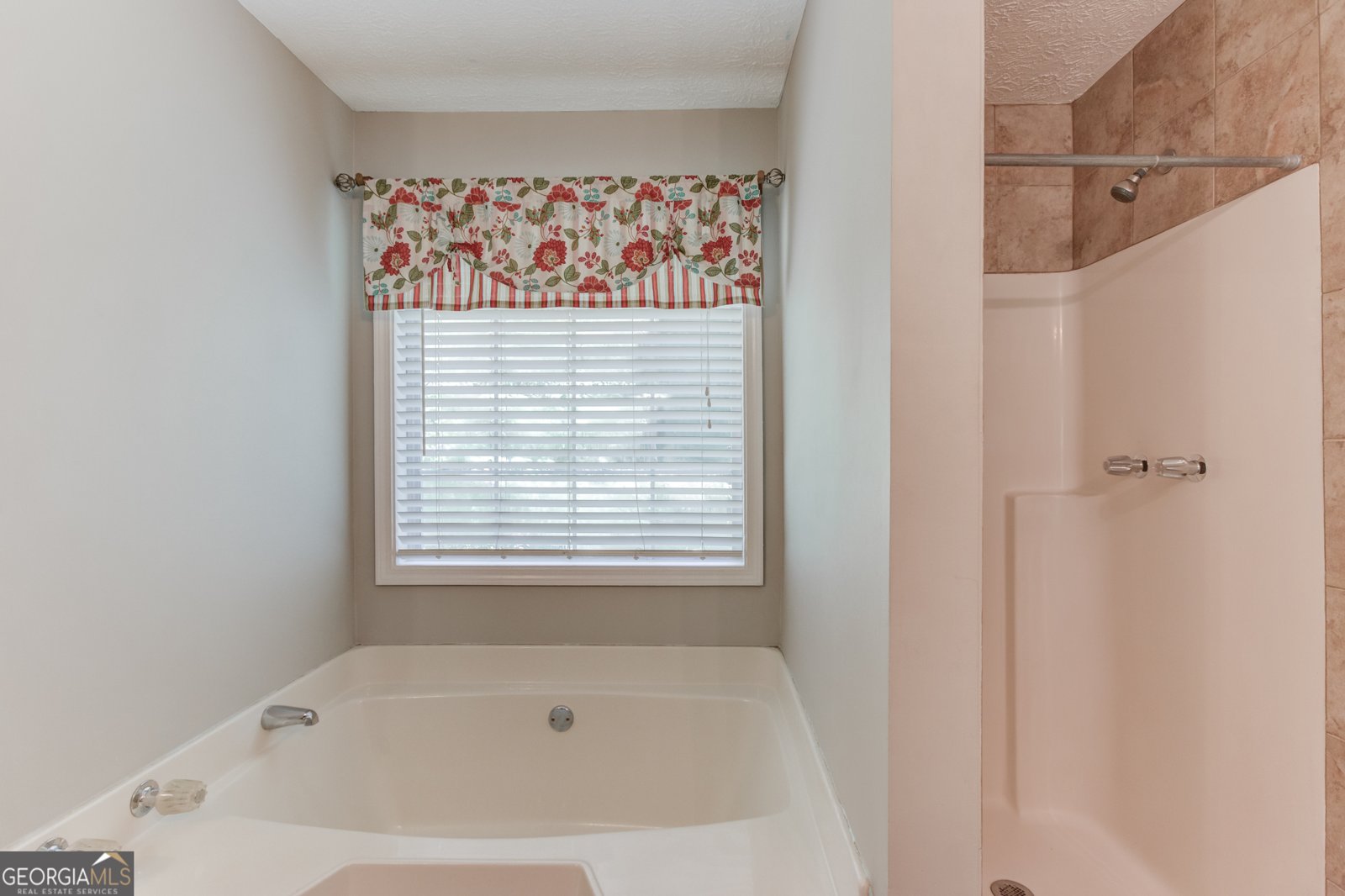 454 Cedar Ridge Drive Winder - 12