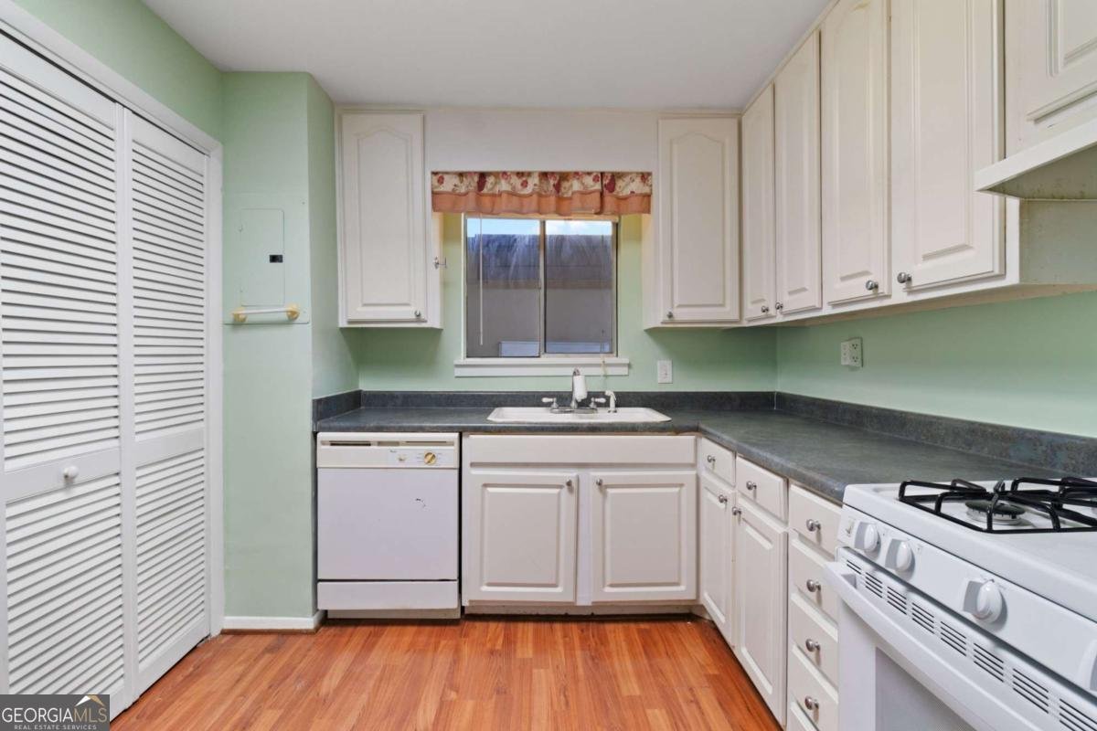 346 Carpenter Drive Atlanta - 10