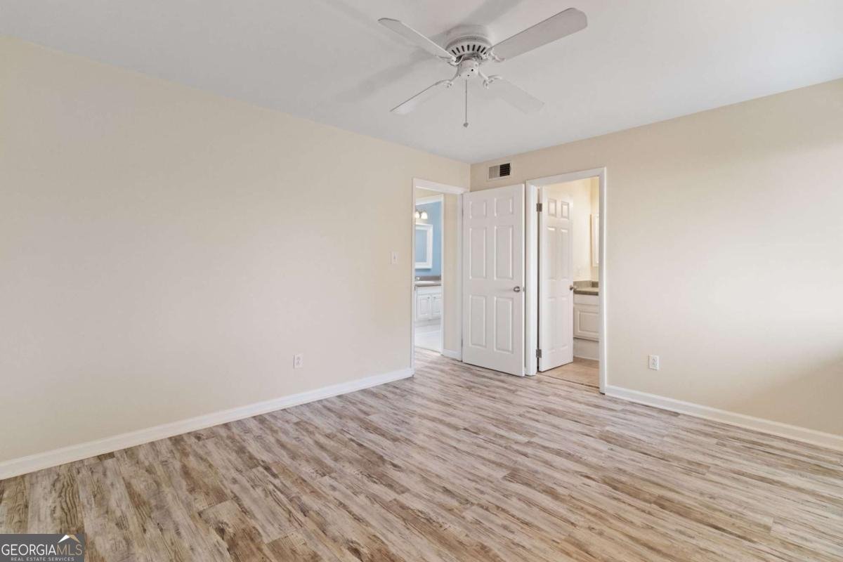 346 Carpenter Drive Atlanta - 17