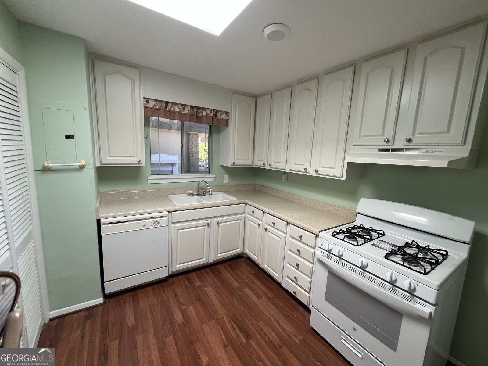 346 Carpenter Drive Atlanta - 20