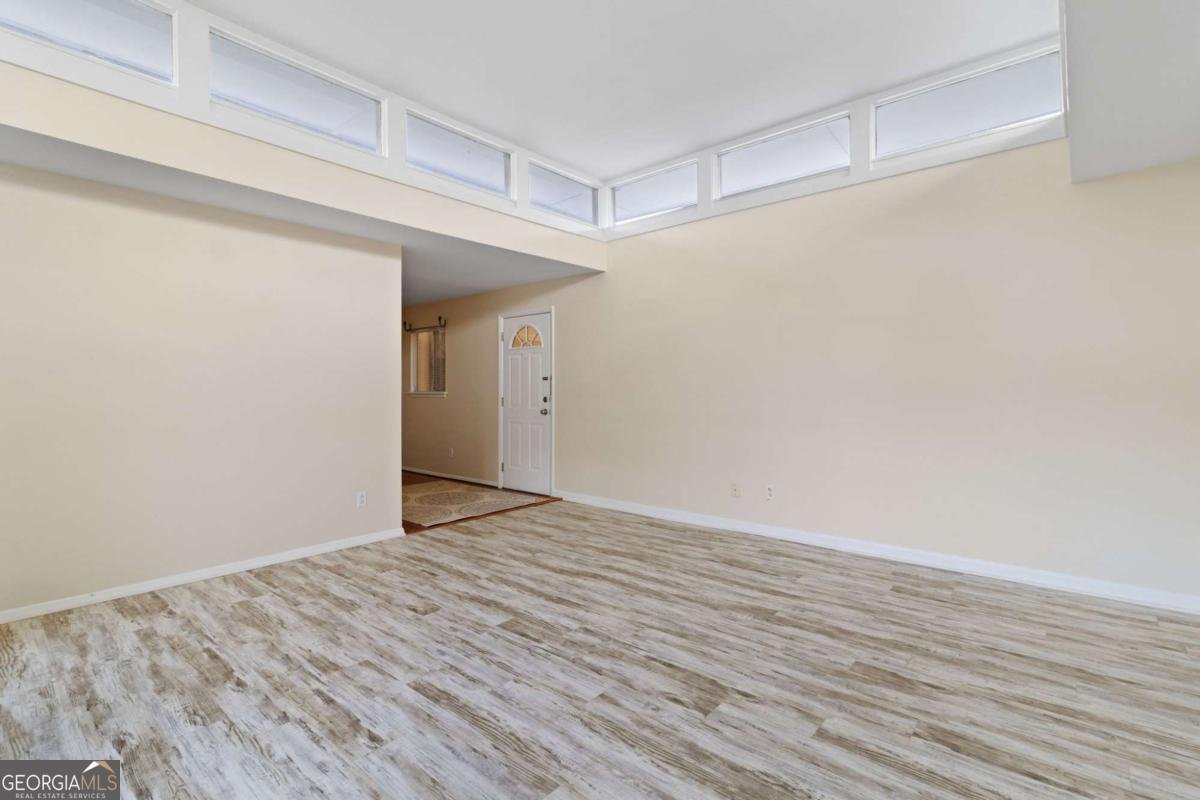 346 Carpenter Drive Atlanta - 8