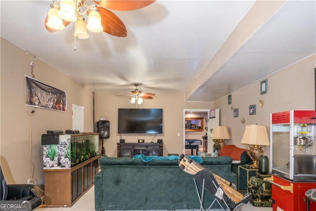 6160 Queensdale Drive Douglasville - 14