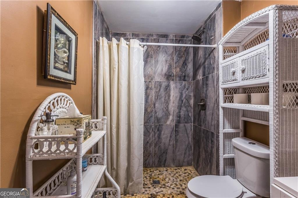 6160 Queensdale Drive Douglasville - 19