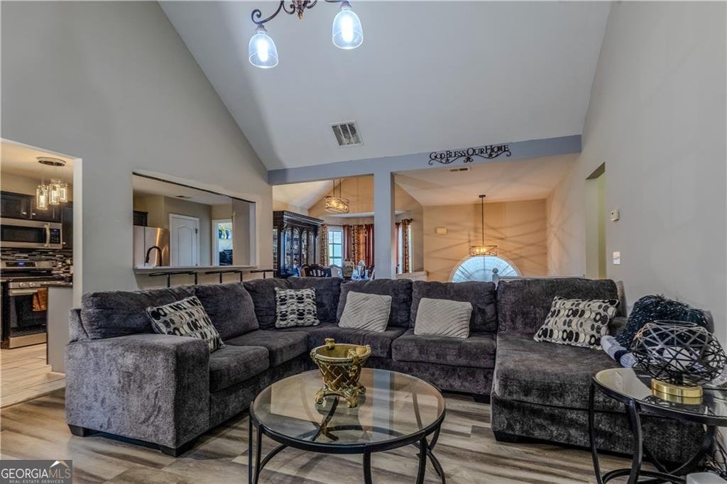 6160 Queensdale Drive Douglasville - 24