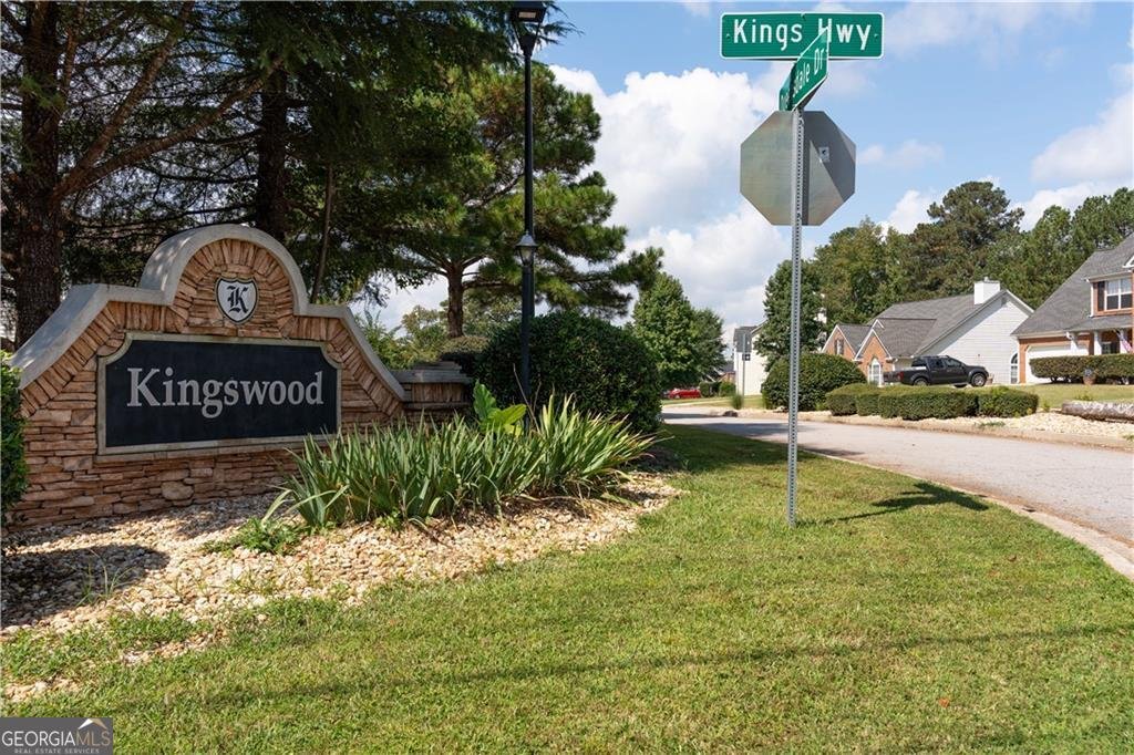 6160 Queensdale Drive Douglasville - 33