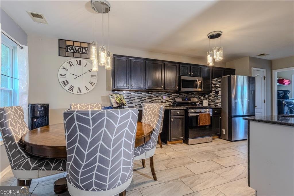 6160 Queensdale Drive Douglasville - 4