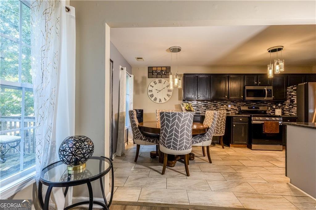 6160 Queensdale Drive Douglasville - 8