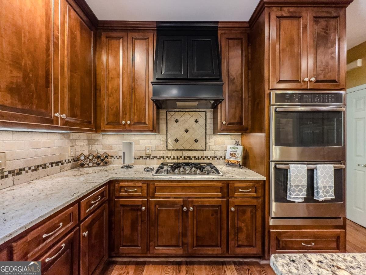 755 Amberton Close Suwanee - 16