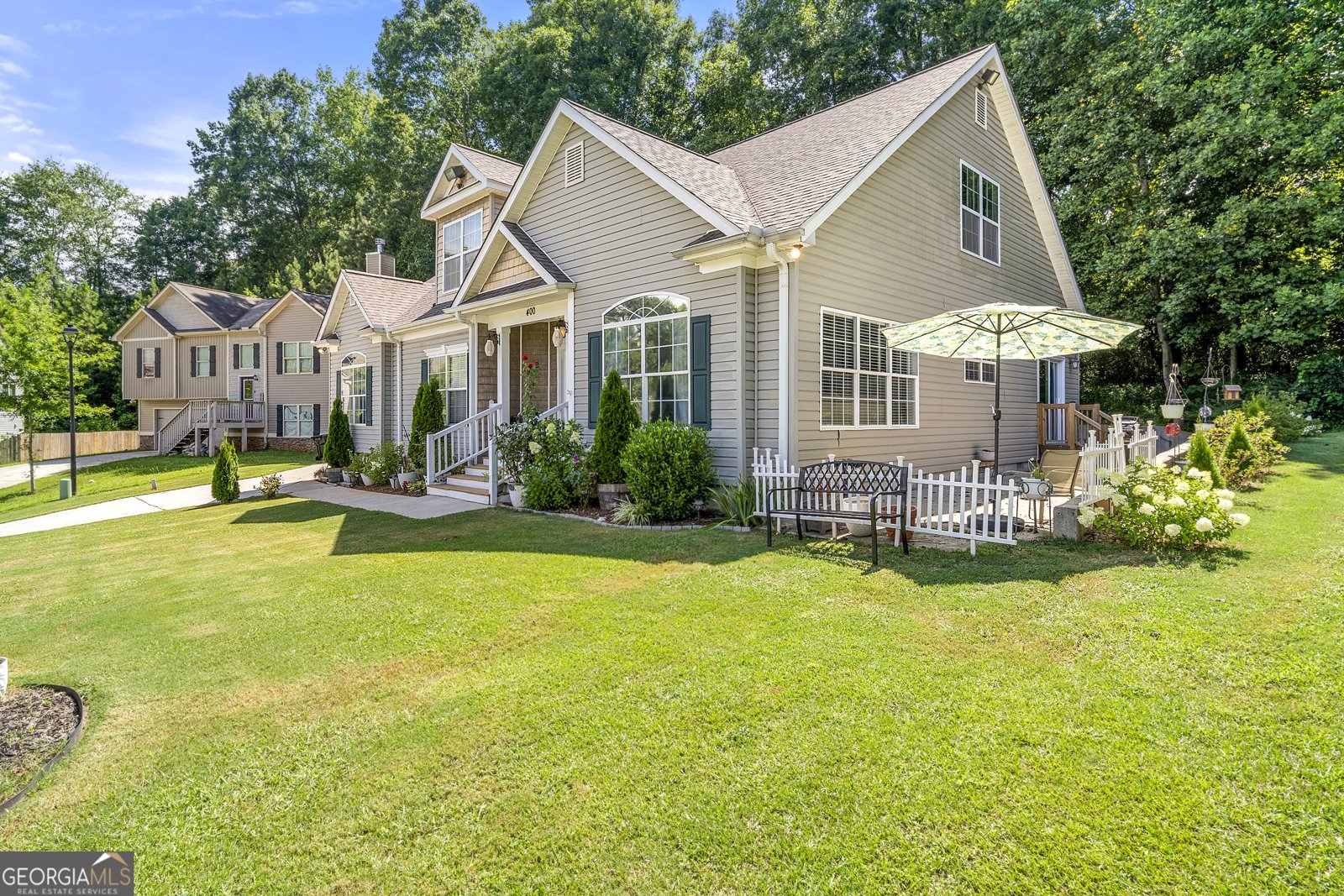 400 Sapling Court Temple - 3