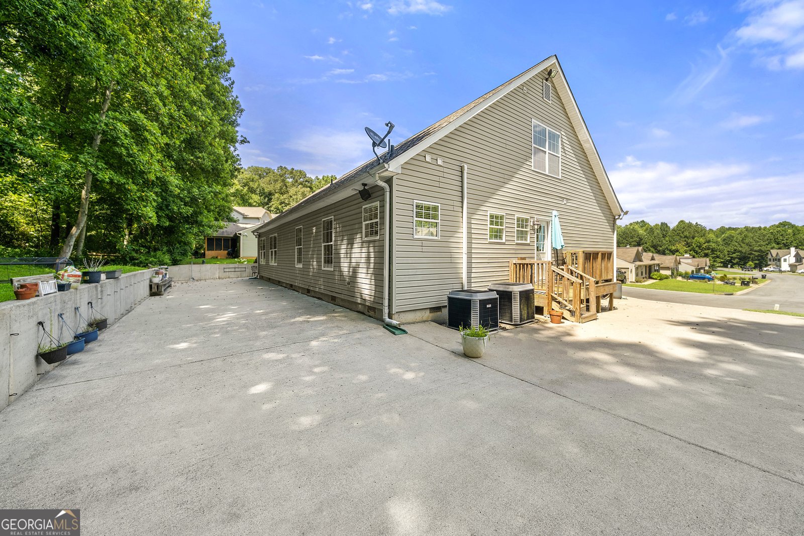 400 Sapling Court Temple - 43