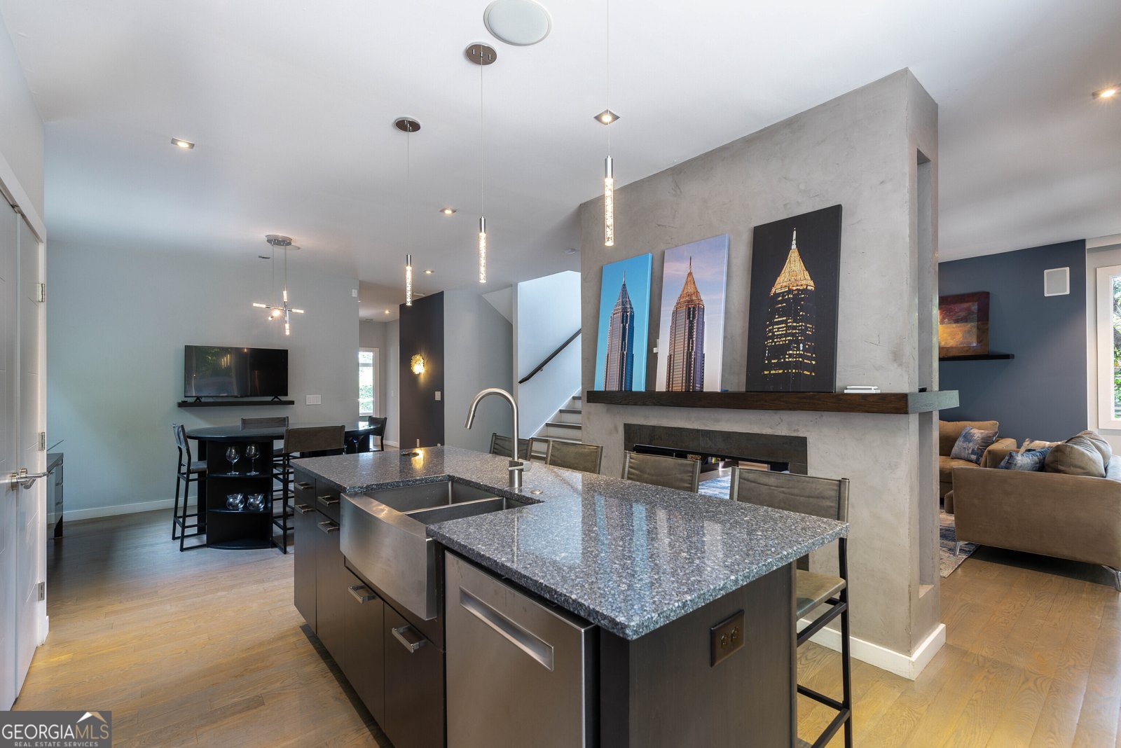 892 Durant Place Atlanta - 1