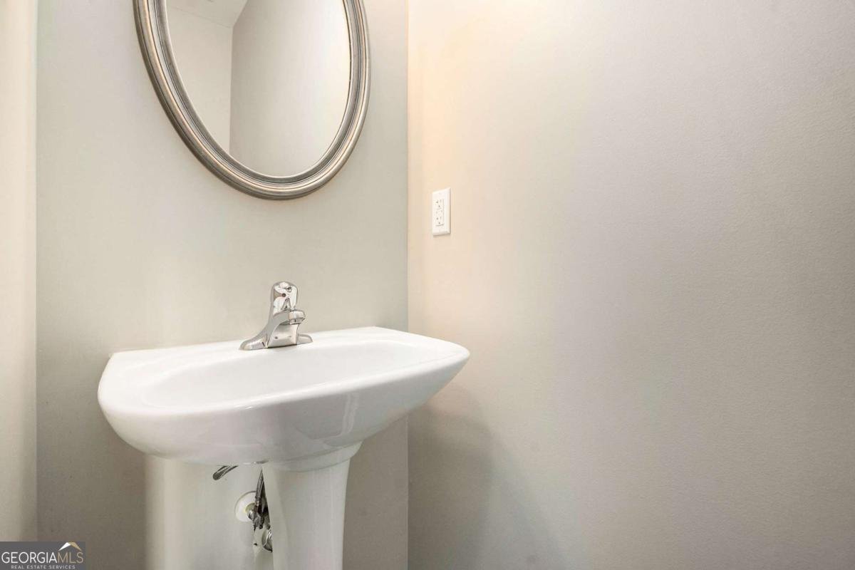 1184 Liberty Parkway Atlanta - 9