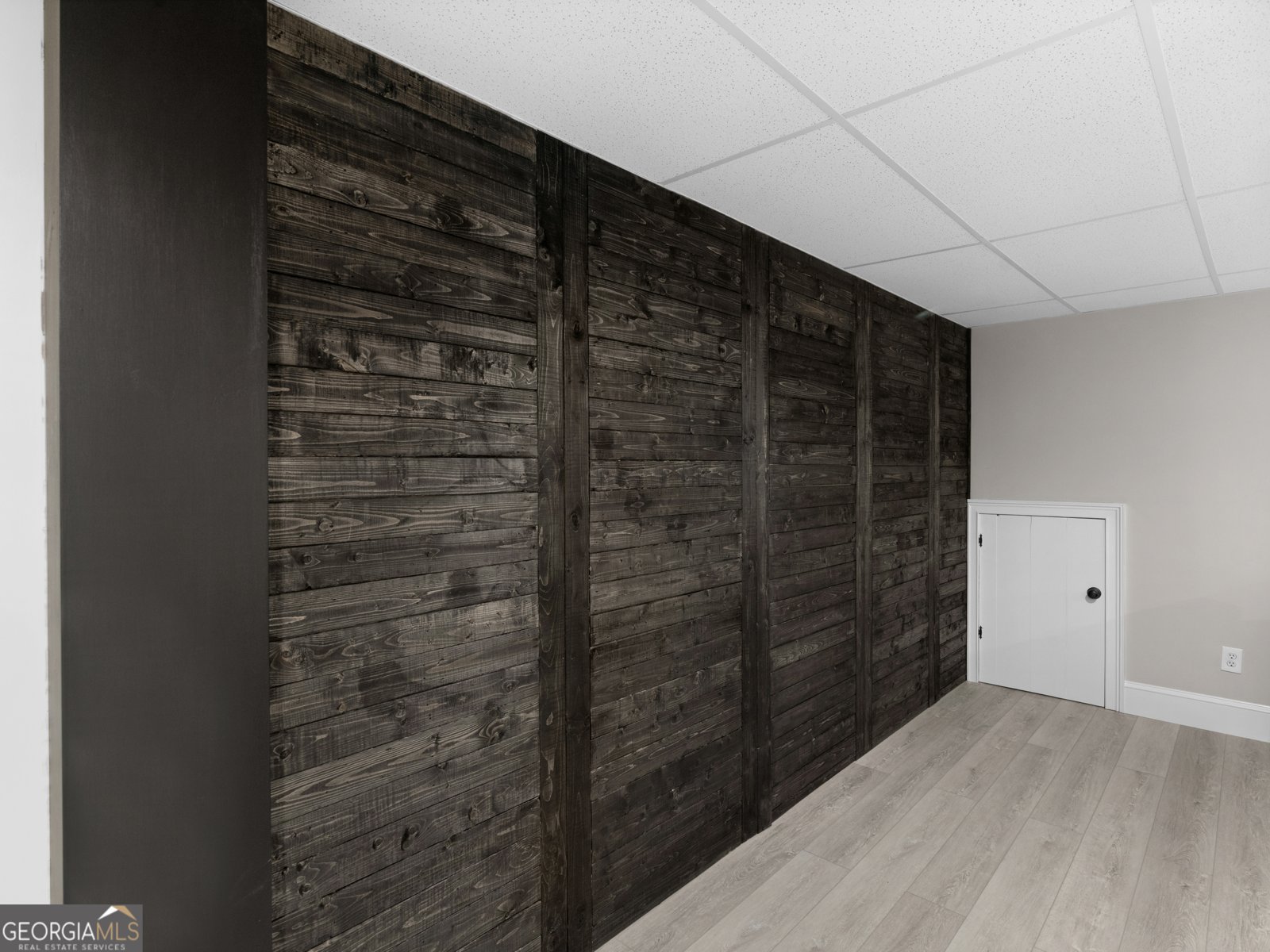 967 Five Points Road Barnesville - 24