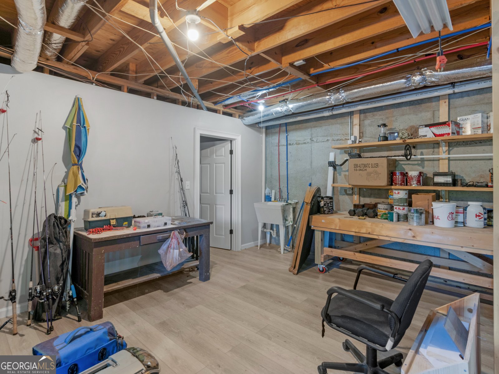 967 Five Points Road Barnesville - 37