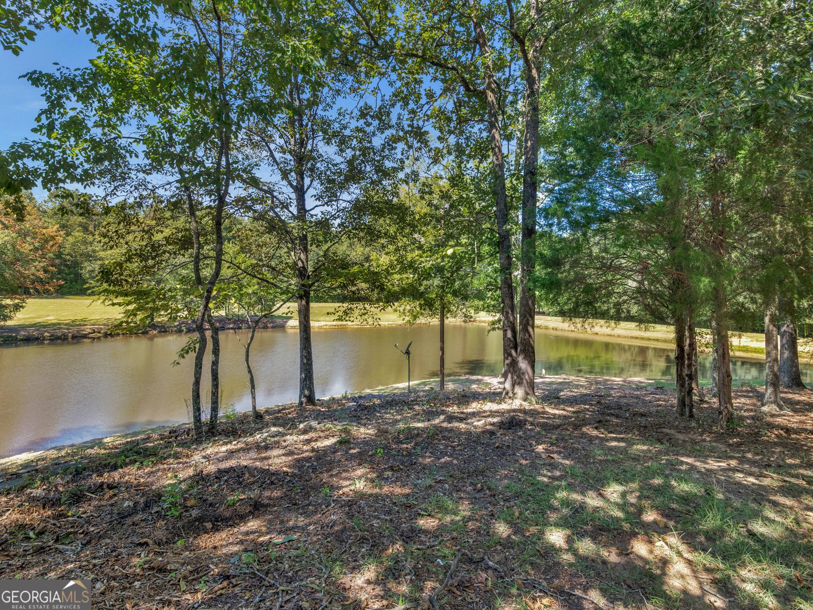 967 Five Points Road Barnesville - 40