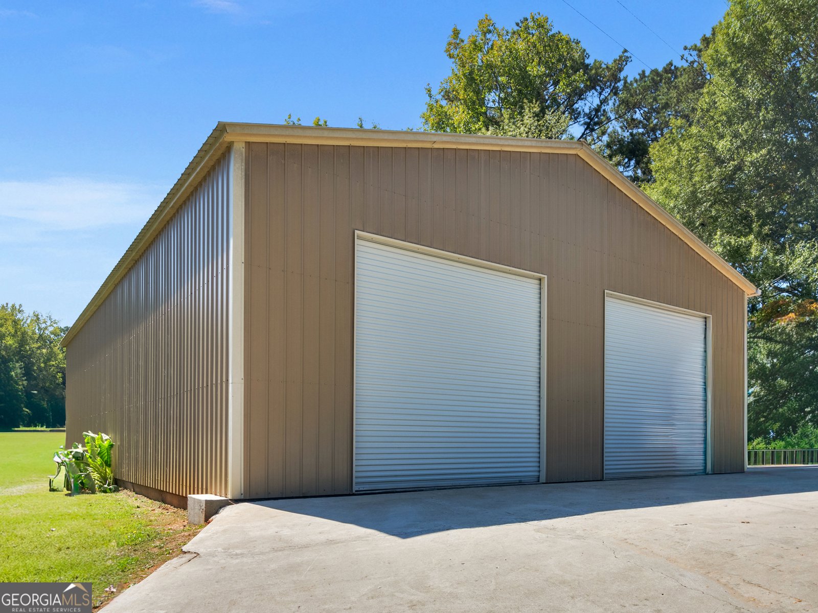 967 Five Points Road Barnesville - 44