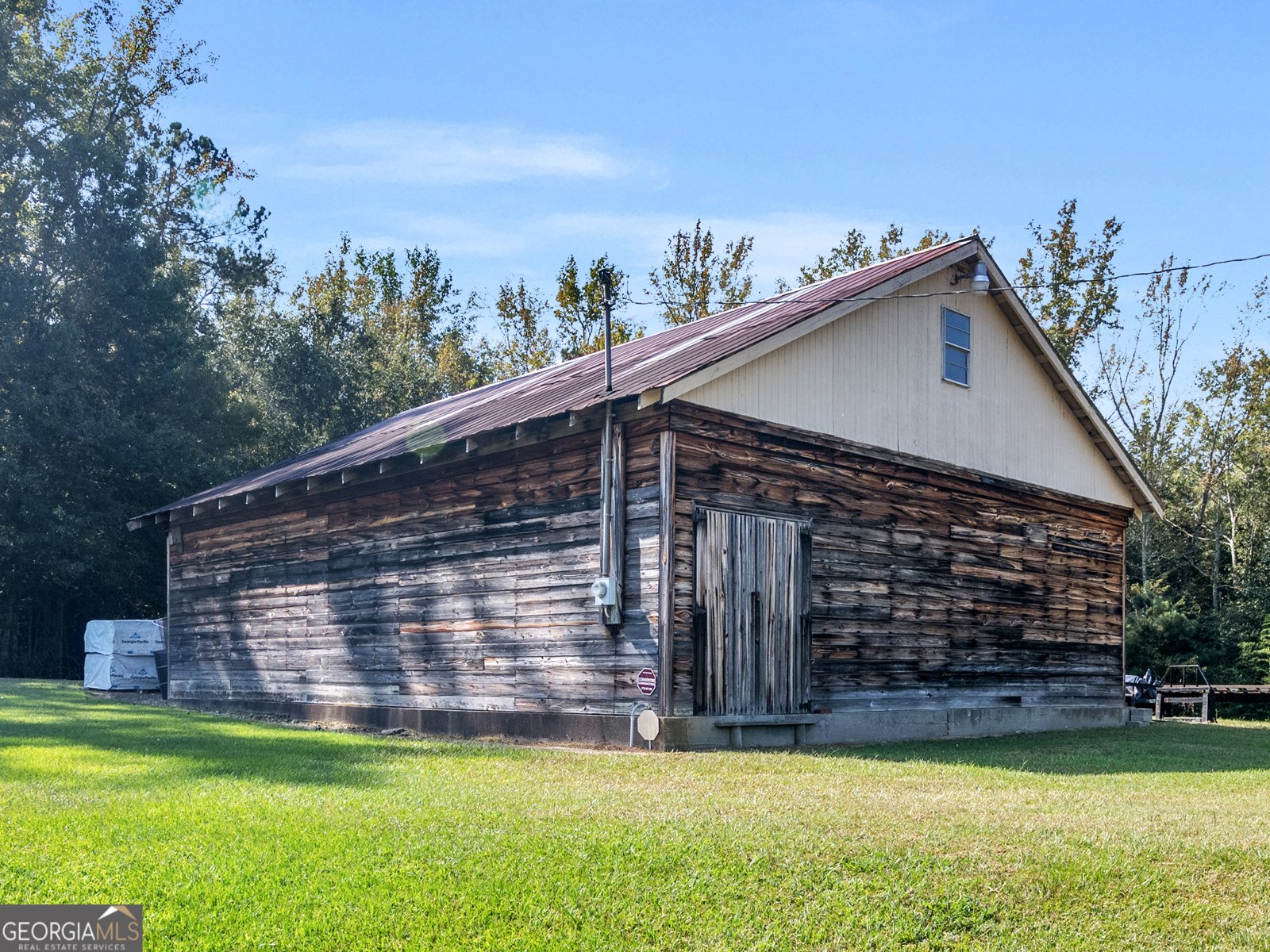 967 Five Points Road Barnesville - 57