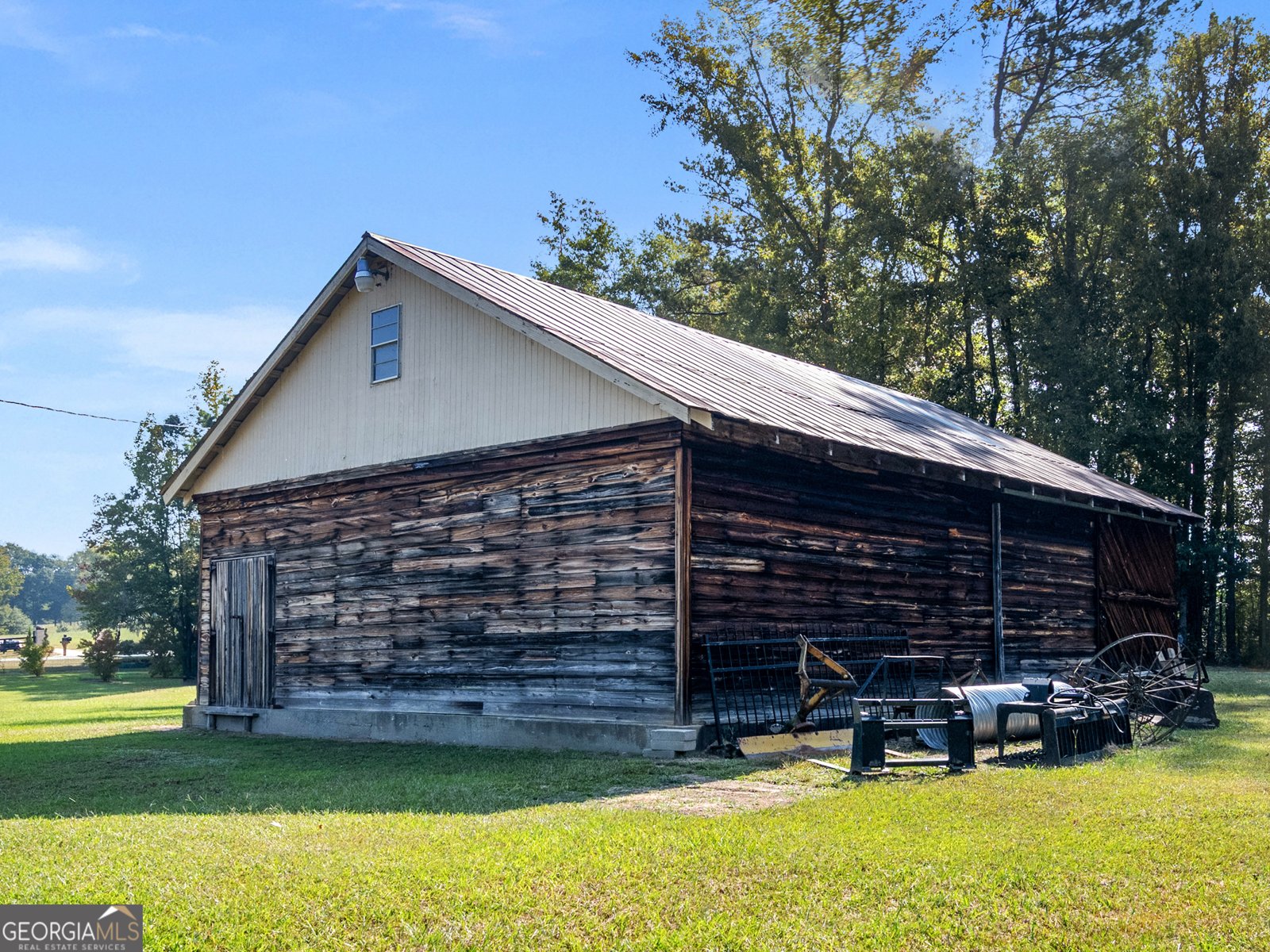 967 Five Points Road Barnesville - 58