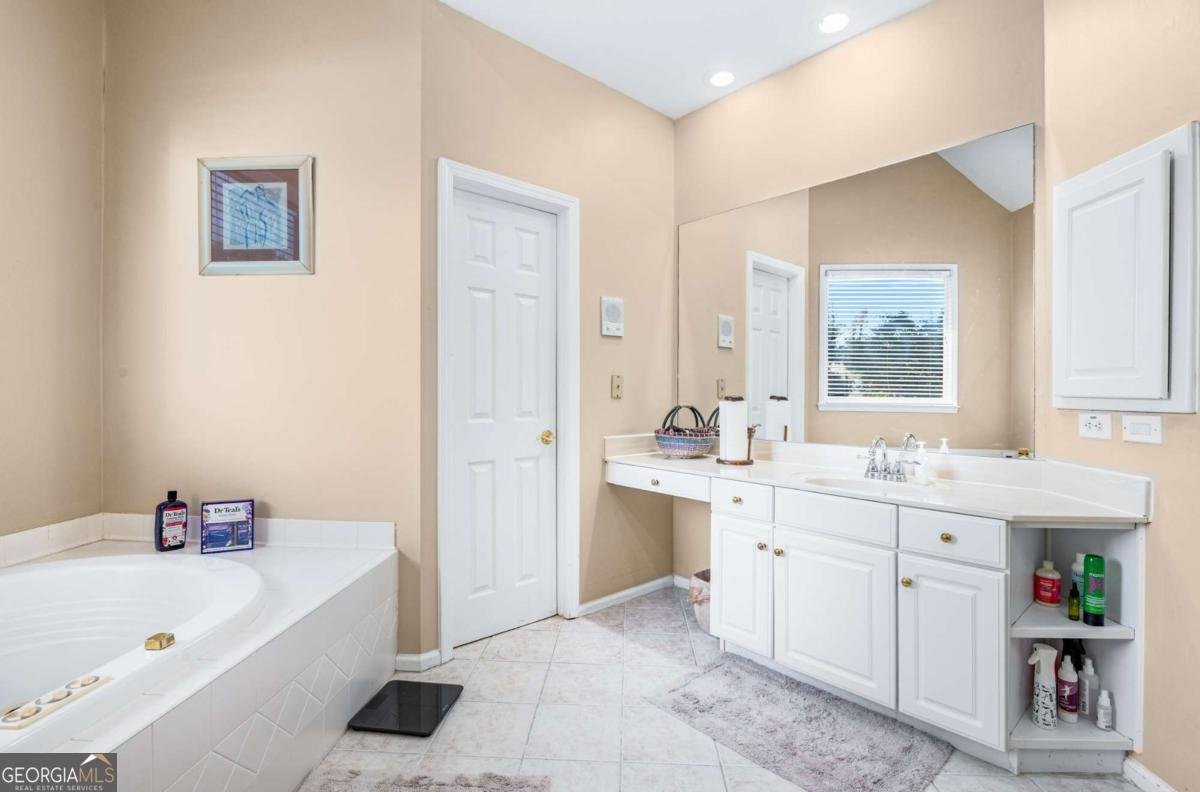 2369 Brentmoore Court Conyers - 1