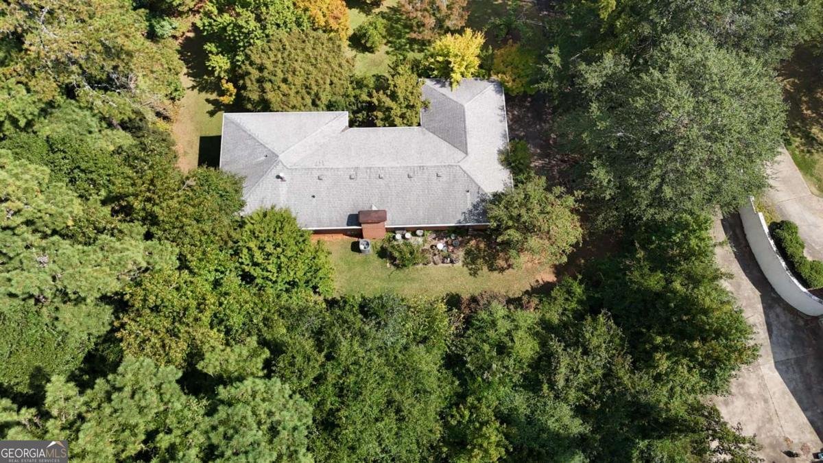 9051 Par Drive Douglasville - 13