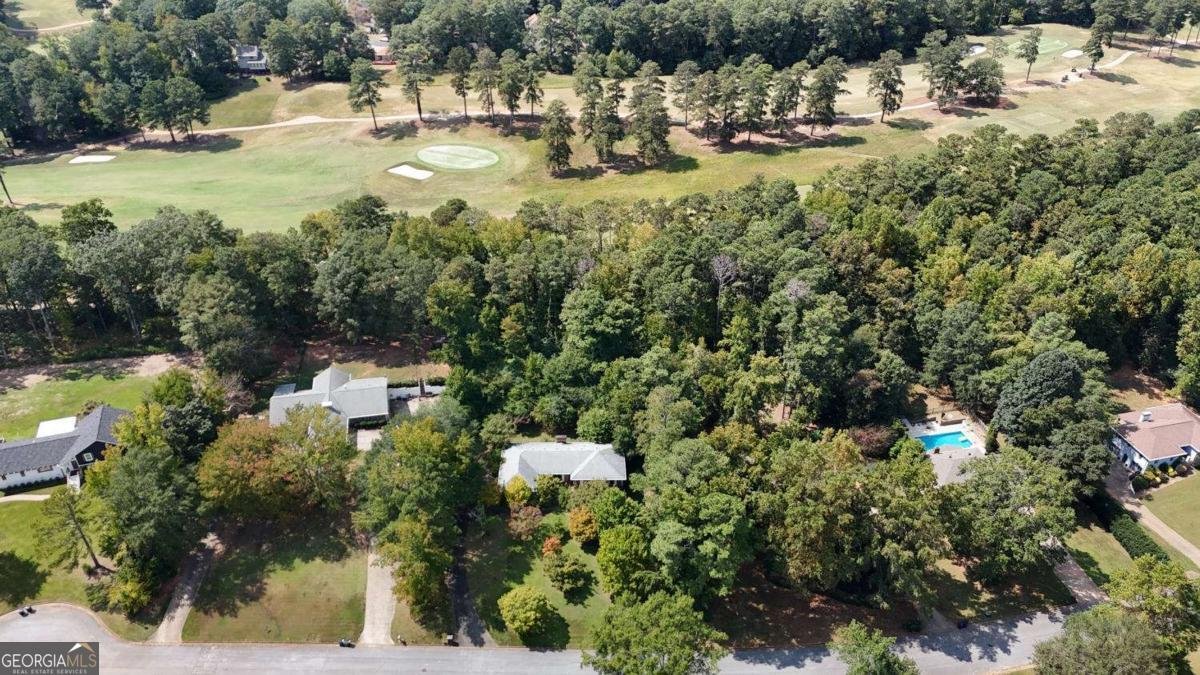 9051 Par Drive Douglasville - 5