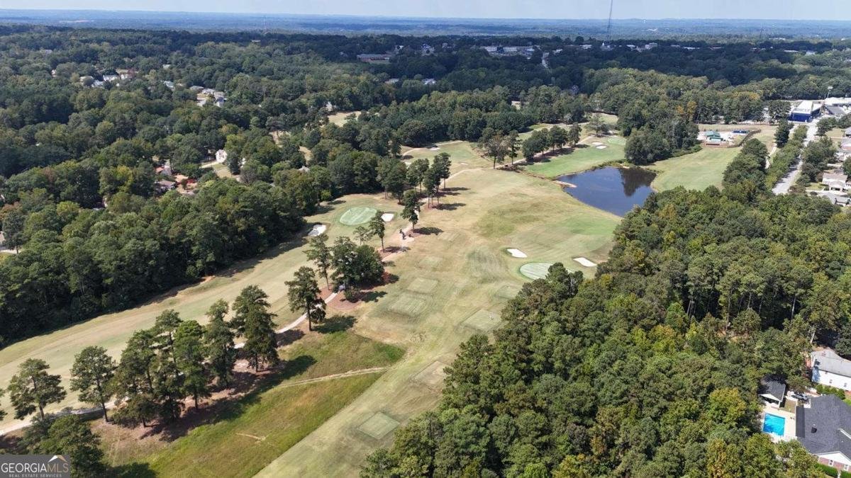 9051 Par Drive Douglasville - 9