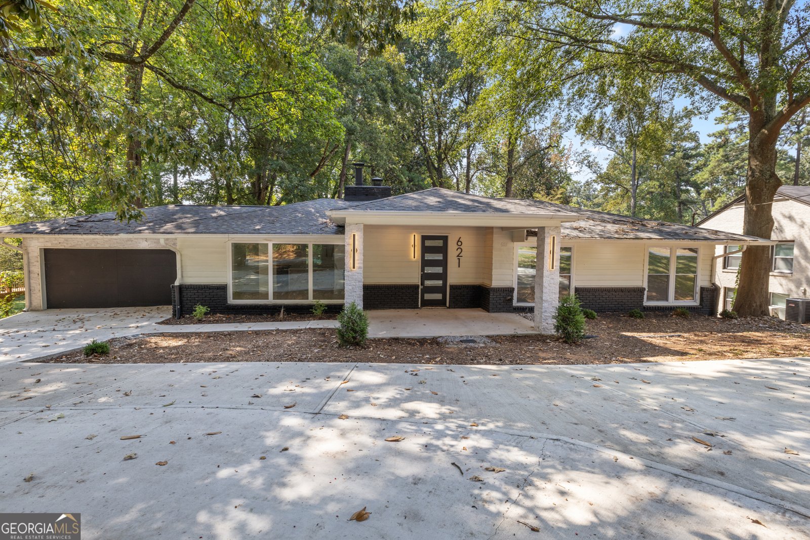 621 Hammond Drive Atlanta - 1