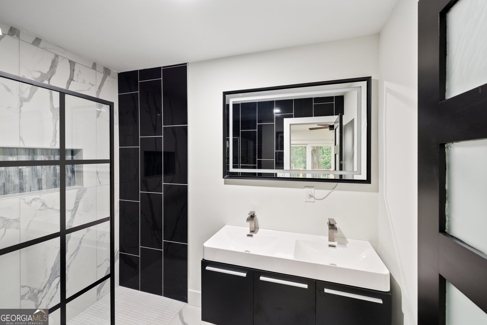 621 Hammond Drive Atlanta - 5